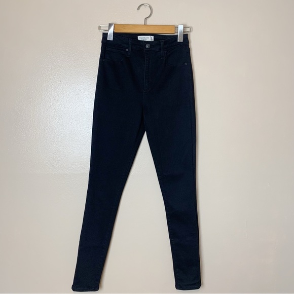Abercrombie & Fitch Denim - Abercrombie & Fitch Women's High Rise Jeans - Black